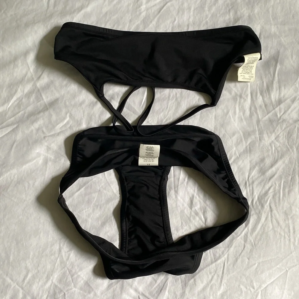 Nike Core Solids Sport 2-Piece size 12 racer back bikini top swimsuit set black - Picture 6 of 13